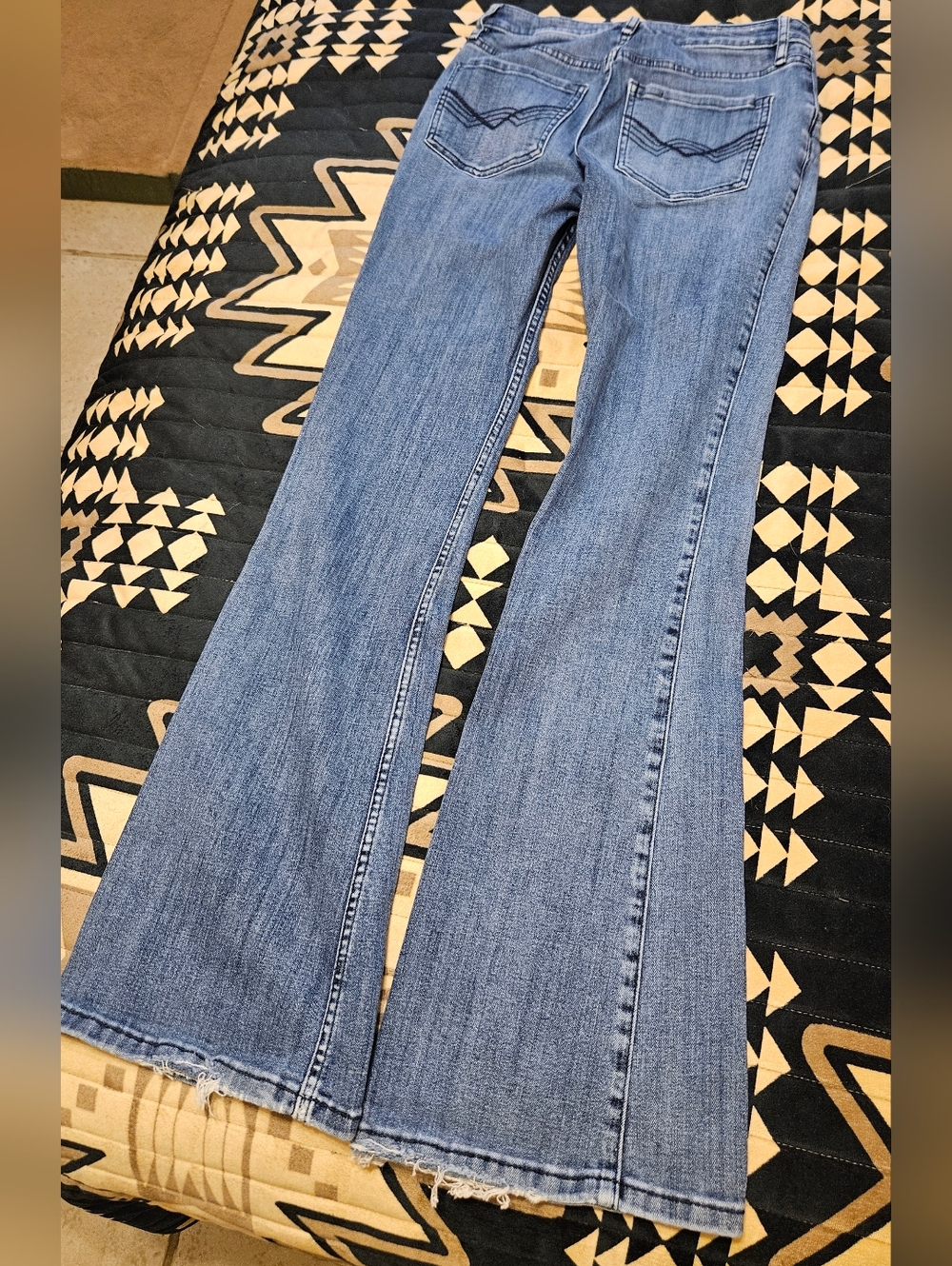 Idyllwind Designer Jeans - Picture 2 of 5